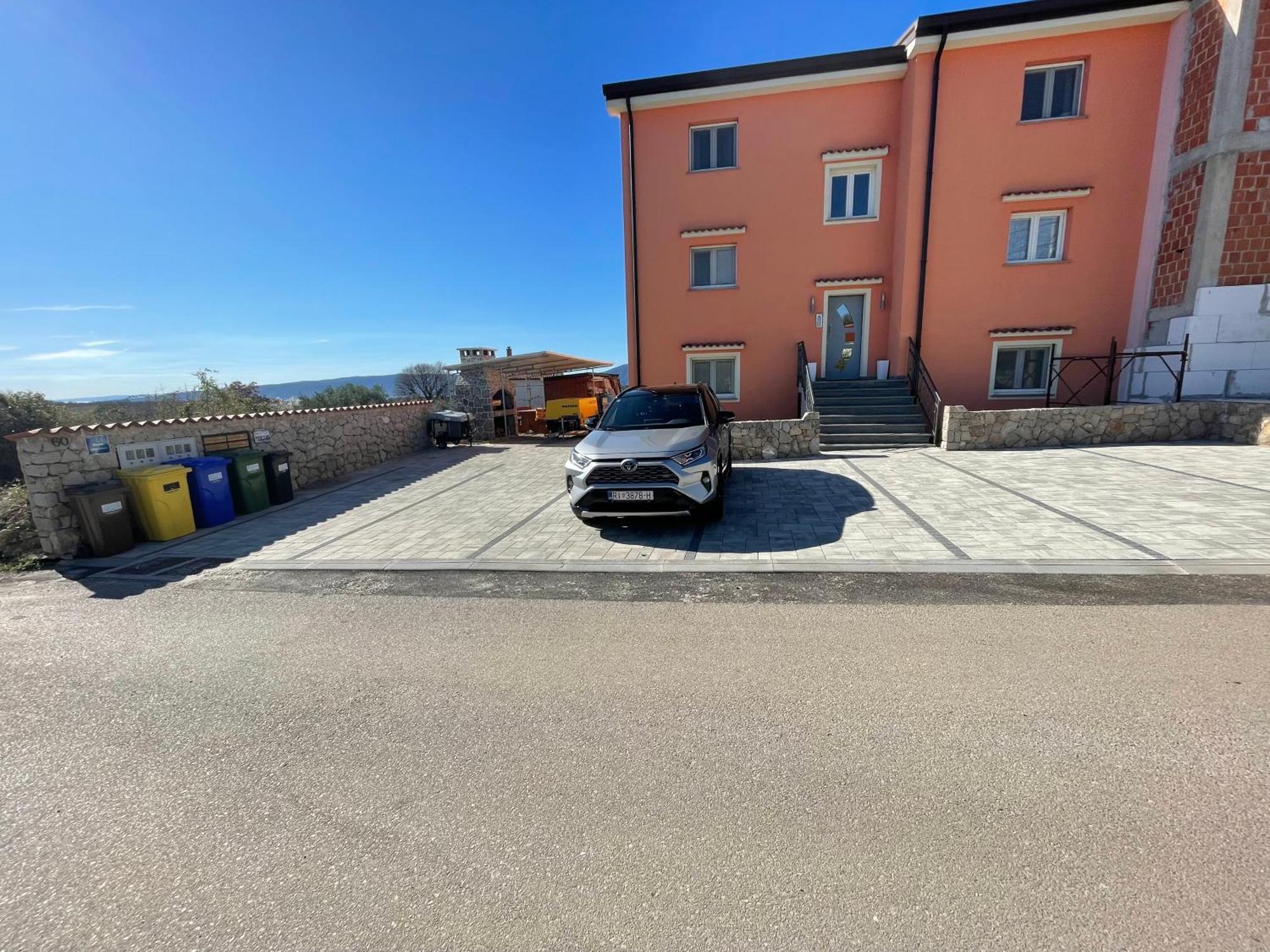 Family Village Apartment Vrh  Eksteriør billede
